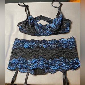 Black and Blue Lace Bra and Garter Set, Medium, No Panties